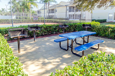 Grand Palms BBQ area
